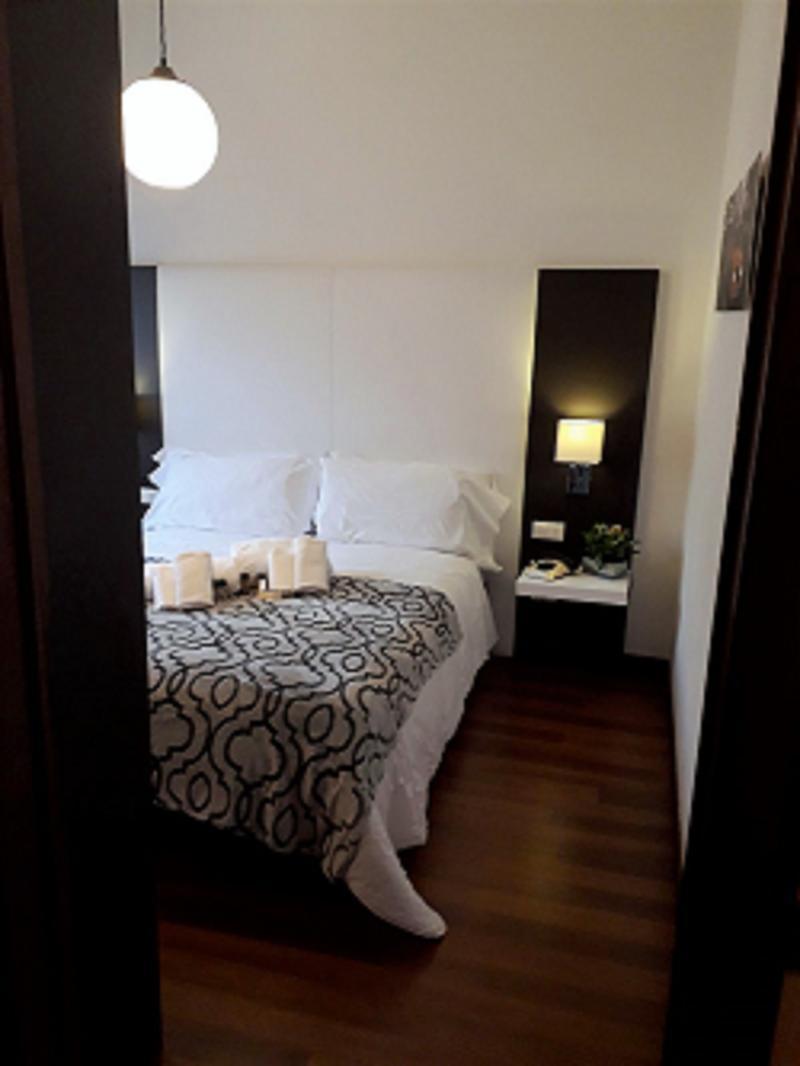 Hotel Roncobilaccio Roncobillaccio Екстер'єр фото