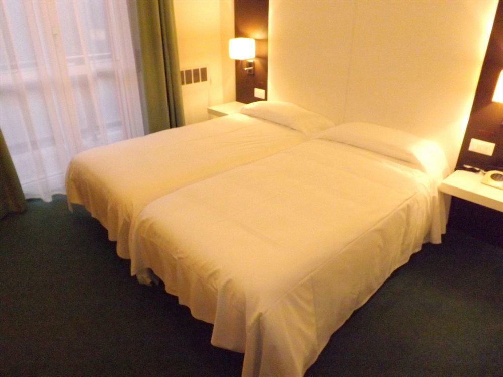 Hotel Roncobilaccio Roncobillaccio Екстер'єр фото