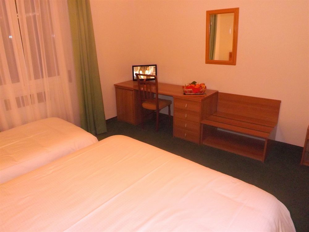 Hotel Roncobilaccio Roncobillaccio Екстер'єр фото
