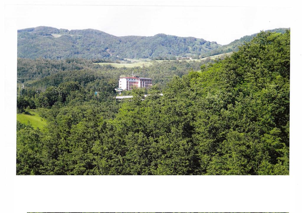 Hotel Roncobilaccio Roncobillaccio Екстер'єр фото